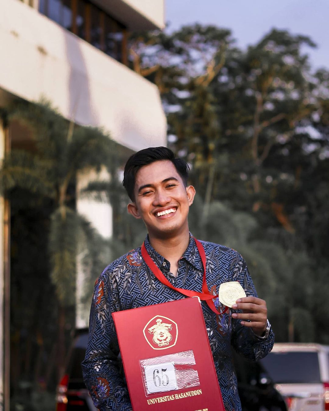 graduation-boys